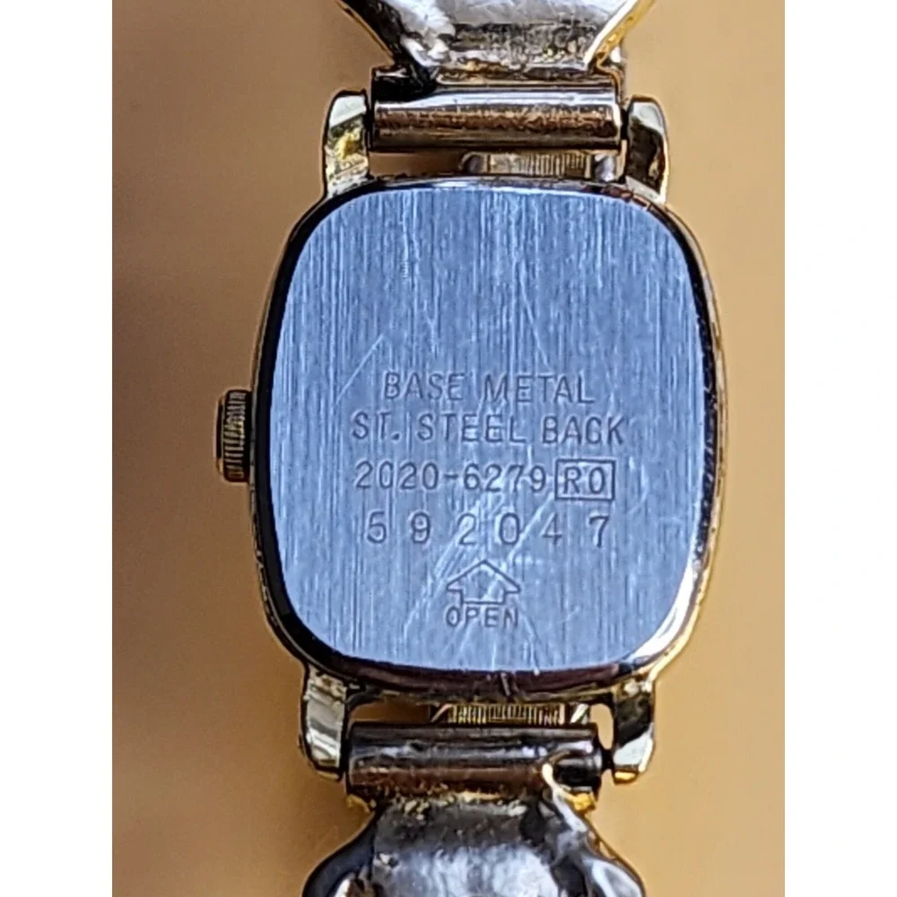 Vintage SEIKO Watch‎ STAMPER Signed 10k Black Hills Gold Women's 10K Yellow Gold